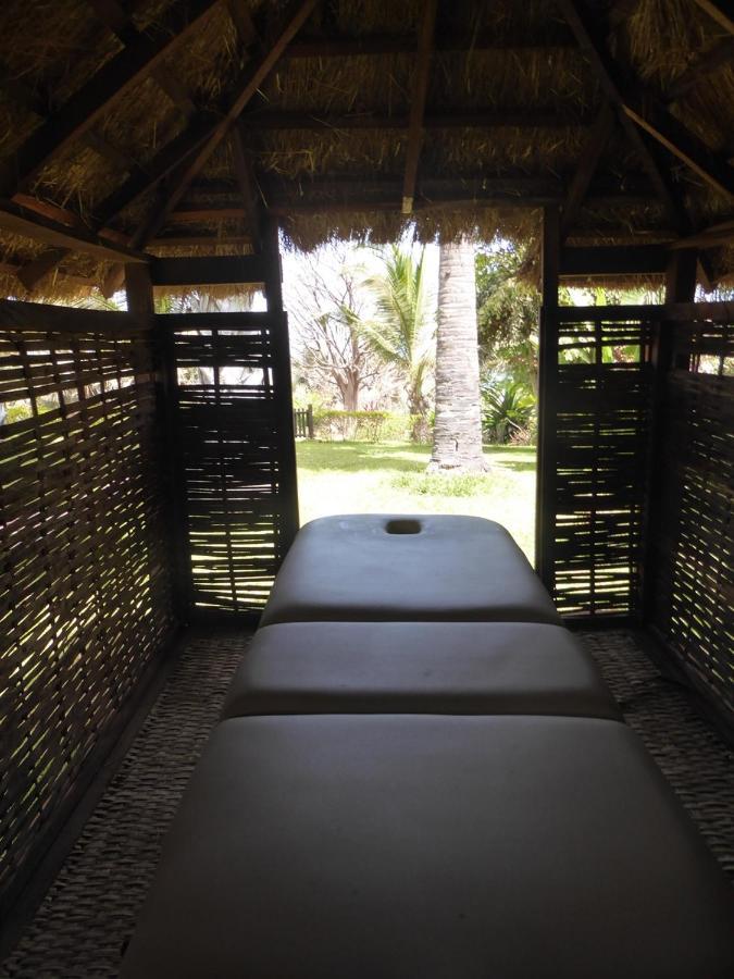 Leo'S Beach Hotel - Adults Only Brufut 外观 照片