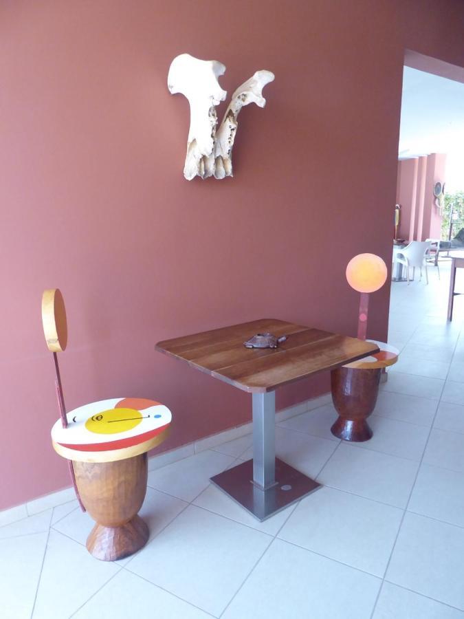 Leo'S Beach Hotel - Adults Only Brufut 外观 照片