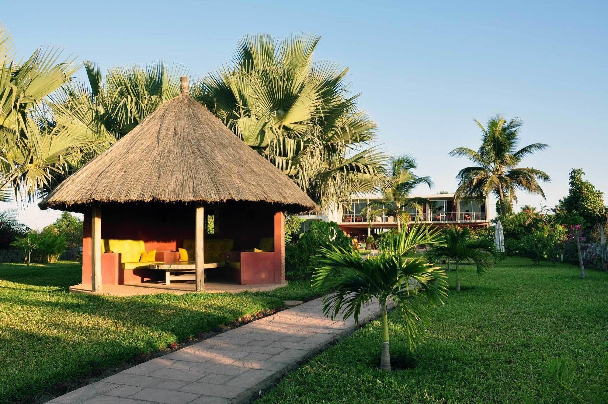 Leo'S Beach Hotel - Adults Only Brufut 外观 照片